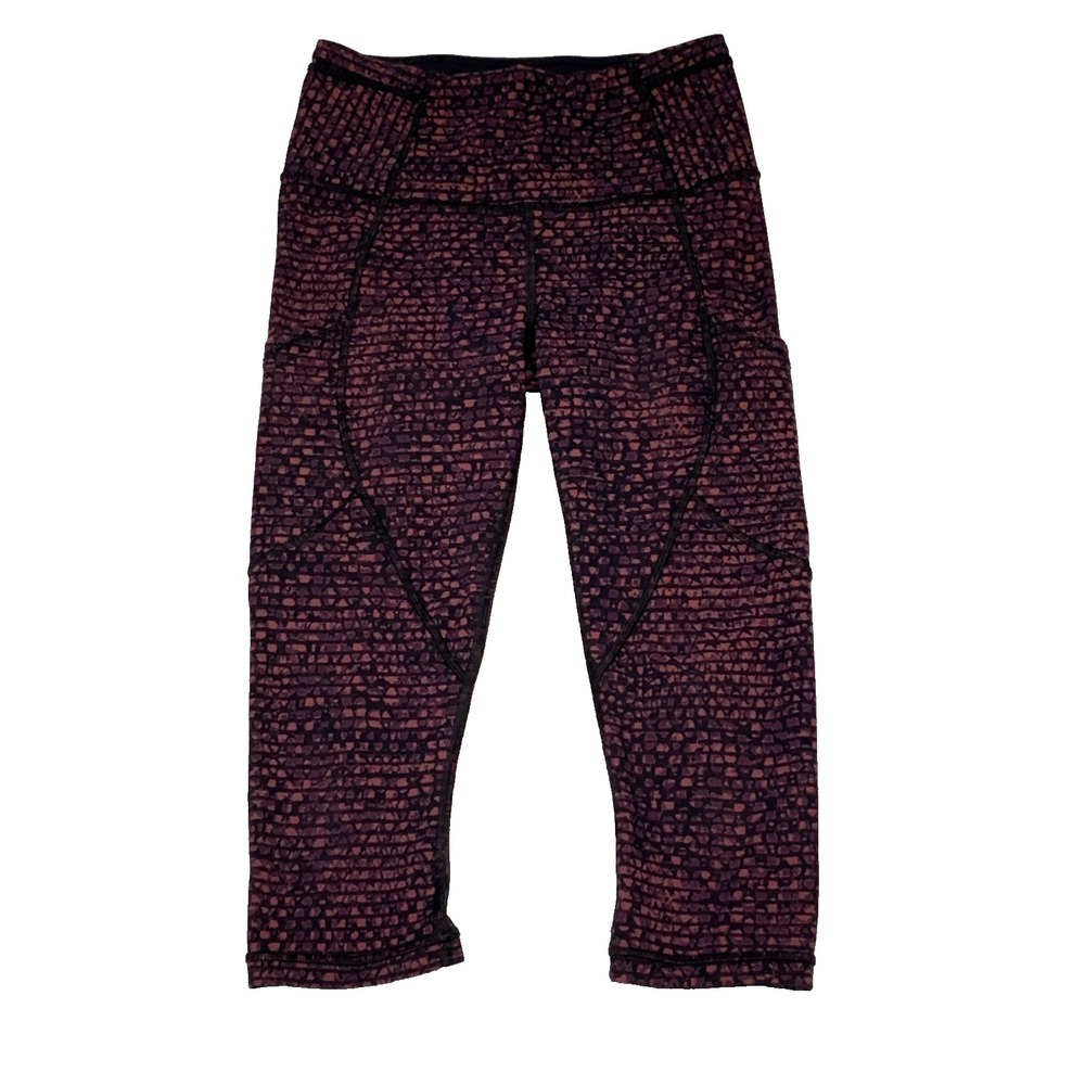 Lululemon Outrun 17" Crop Shatter Weave Dust Coral Plum Black Size 2 W6ABOS
